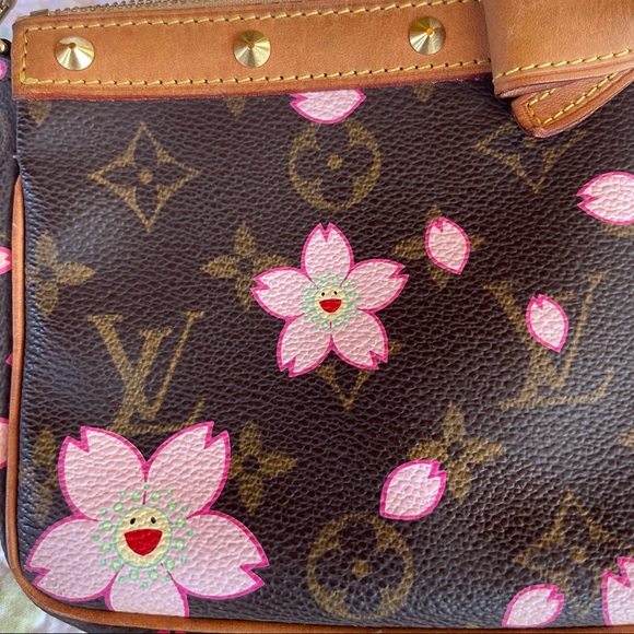 Vintage Louis Vuitton Takashi Murakami Blossom Monogram shoulder bag Pochette - Picture 2 of 15